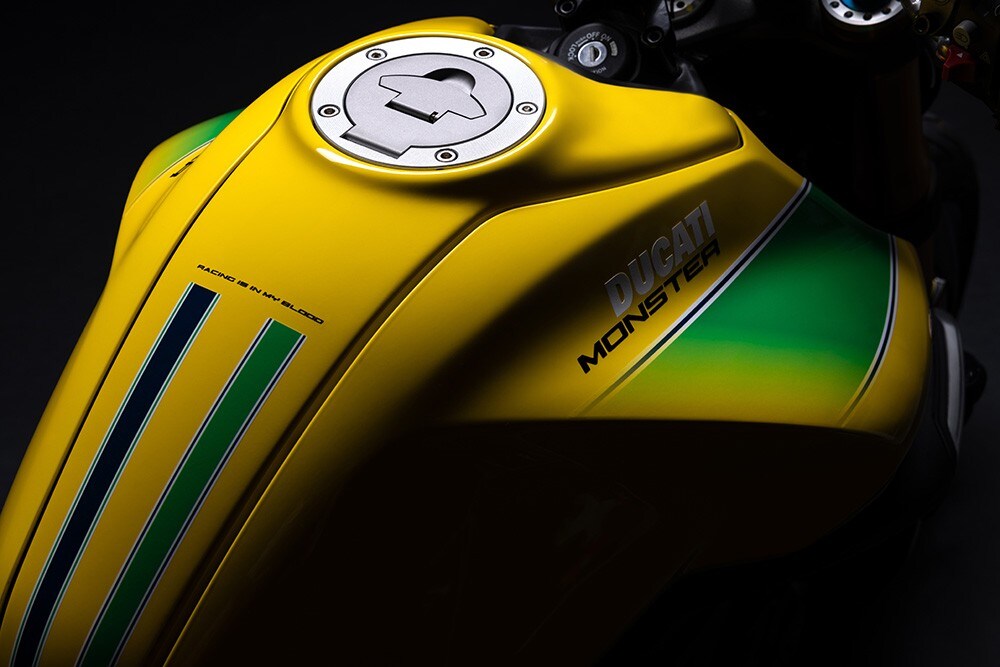 Ducati Monster Senna: tutte le immagini